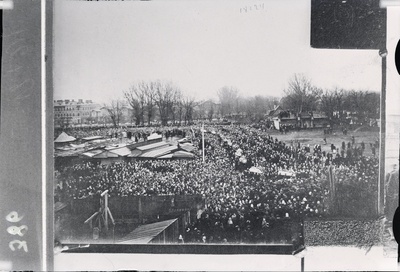 1905. aasta oktoobri sündmused Tallinnas. Matuserongkäik Vene turul  similar photo