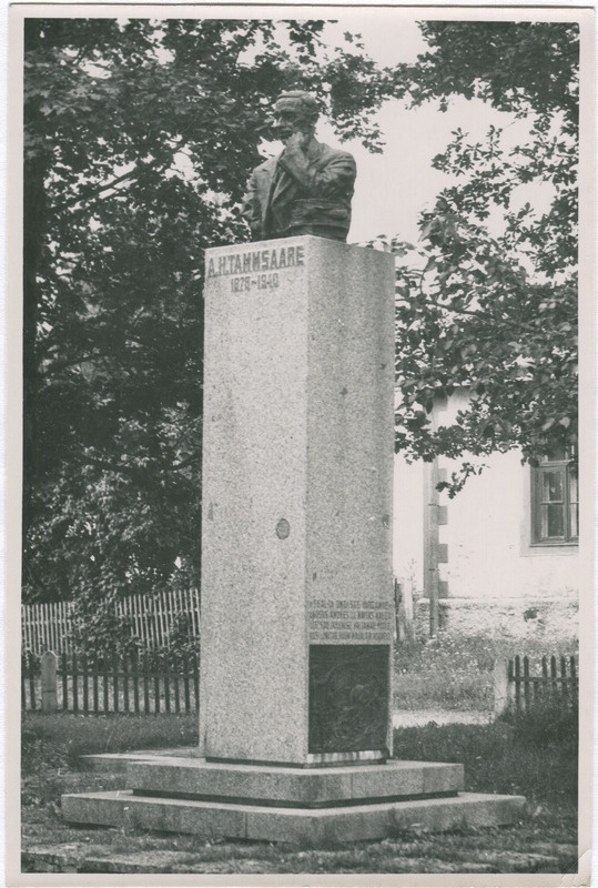 A. H. Tammsaare mälestusmärk
