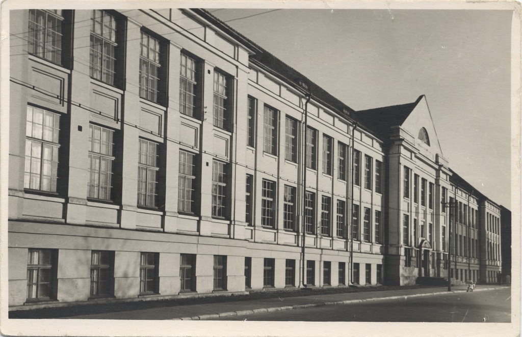 [tartu Vanemuise Street]