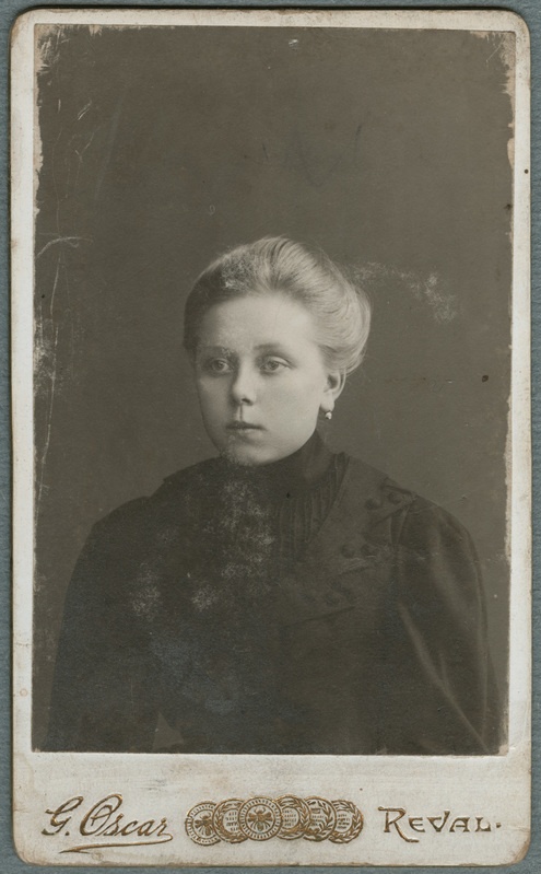 Rindportree - Maria Ümarik
