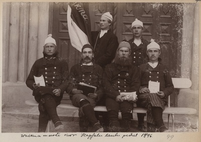 Grupipilt: Läänemaa Vaikna meeste koor Haapsalus Läänemaa laulupeol.  duplicate photo