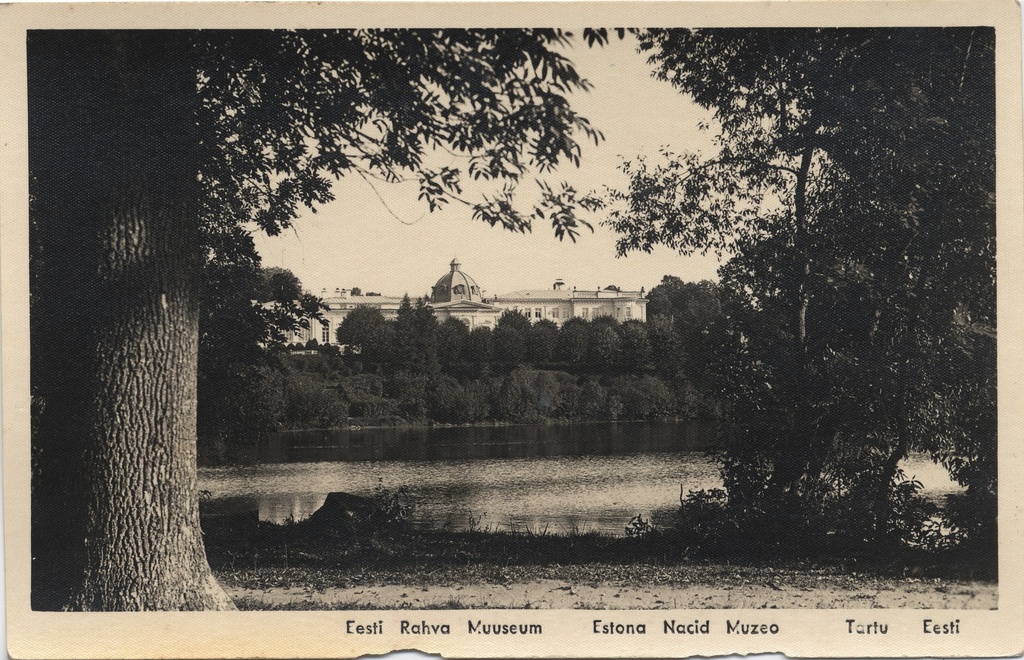 Tartu Estonia : Estonian National Museum = Estona Nacid Museum