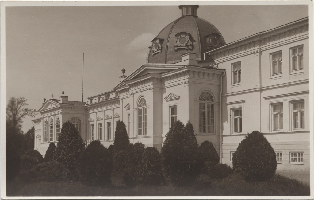 [raadi manor in Tartu]