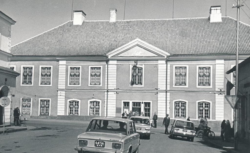 Rakvere, Tallinn 3