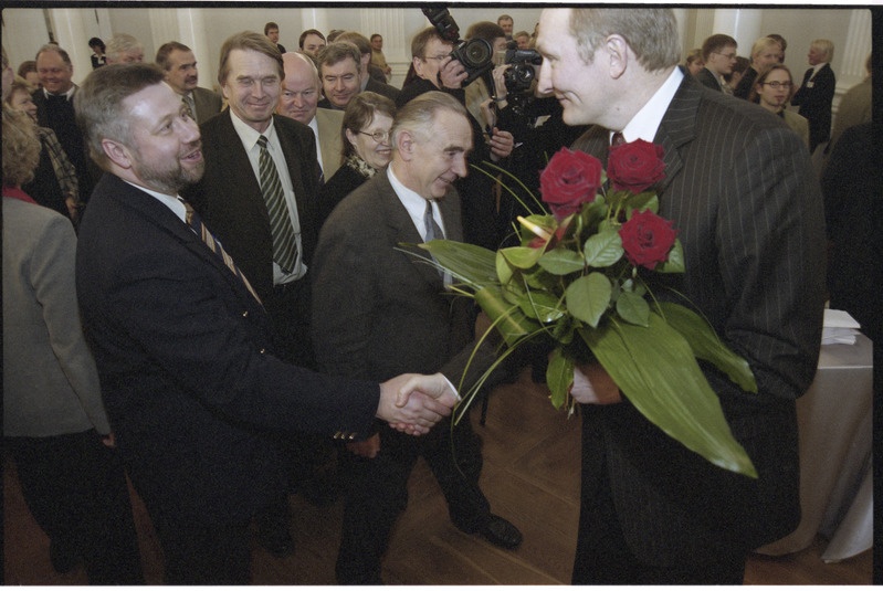 Tartu Ülikooli rektori valimised aulas, 28. veebr. 2003