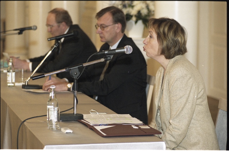 Rektorikandidaatide debatt Tartu ülikooli aulas, 25. veebr. 2003