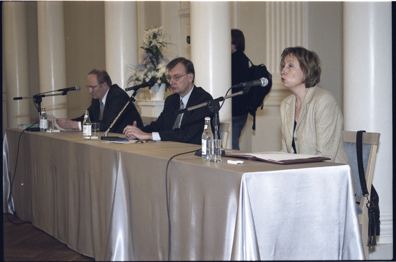 Rektorikandidaatide debatt Tartu ülikooli aulas, 25. veebr. 2003