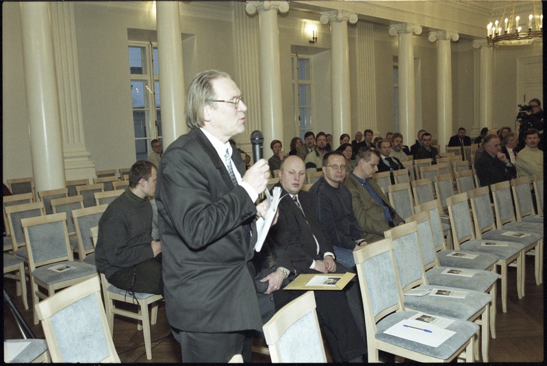Rektorikandidaatide debatt Tartu ülikooli aulas, 25. veebr. 2003