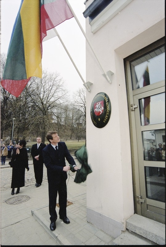 Balti riikide presidentide külaskäik Tartu Ülikooli, 23.- 24. apr. 2003