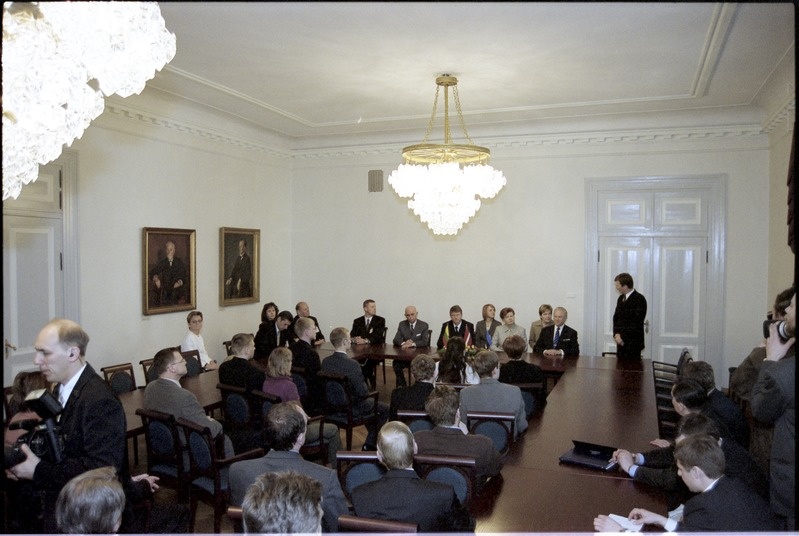 Balti riikide presidentide külaskäik Tartu Ülikooli, 23.- 24. apr. 2003