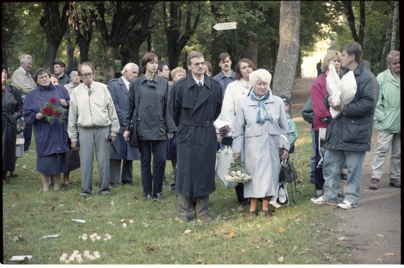 Külalisprofessor TÜ aulas ja TÜ kalmistupäev septembris 1997