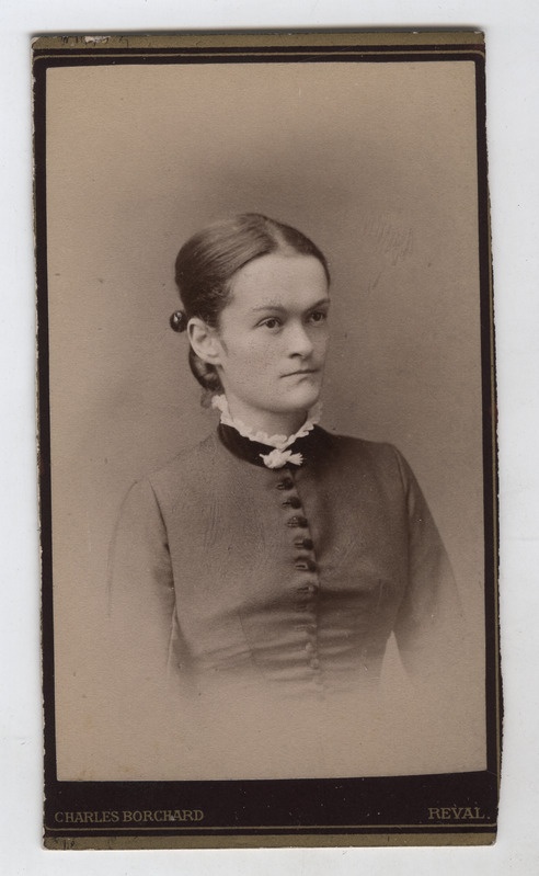 Portree: tuvastamata noor naine.