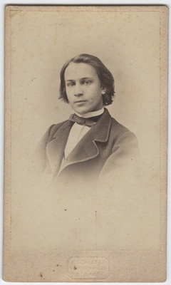 Portree: Ad. Lockenberg - pastor, usuõpetaja Peterburi avalikes koolides (õppis Tartus).  duplicate photo