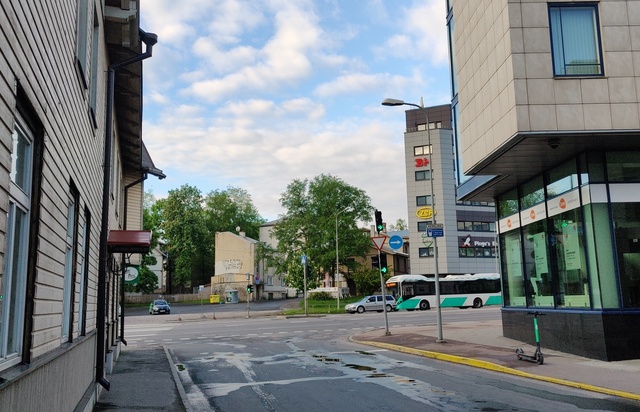 Tallinn, Kesklinn, V. Kingissepa (Liivalaia) tänava ja Tatari tänava nurk rephoto