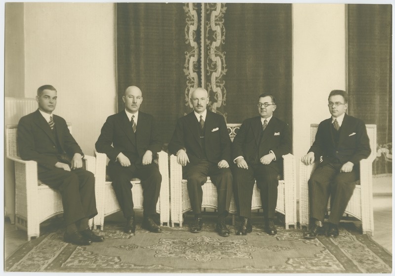 Inseneride Ühingu Juhatus, vasakult: J. Teiman, V. Vöörman,  F. Peterson, E.Sommer, R. Ambros, 1927.a.