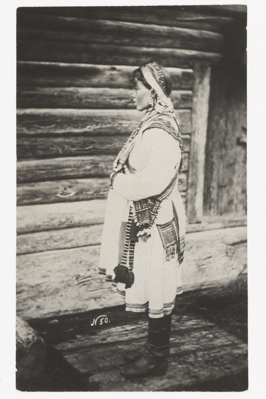 Mari ehk tšeremissi naine profiilis 1902. a. Tšeboksarõ maakonnas