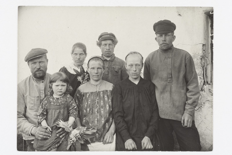 Vadjalased 1927. a. grupipildil Babino k. Kingissepa maakonnas
