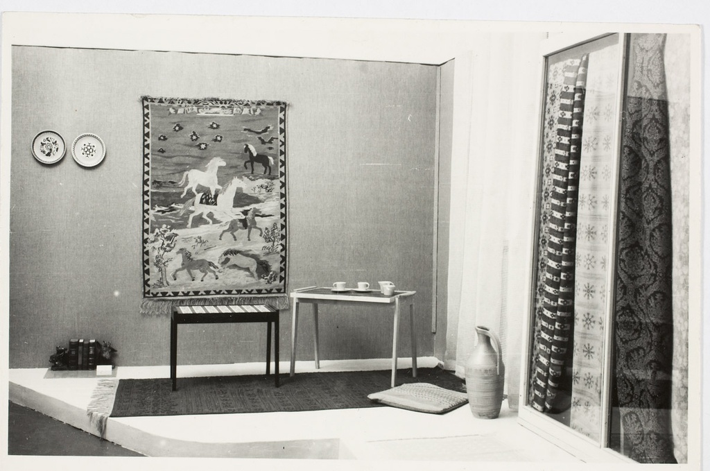 Näiteid kaasaegsest Eesti tarbekunstist