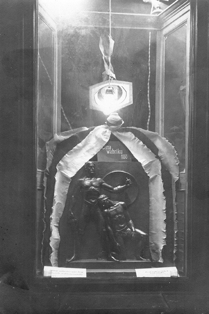 Põlva Vabadussõja mälestusmärk enne avamist