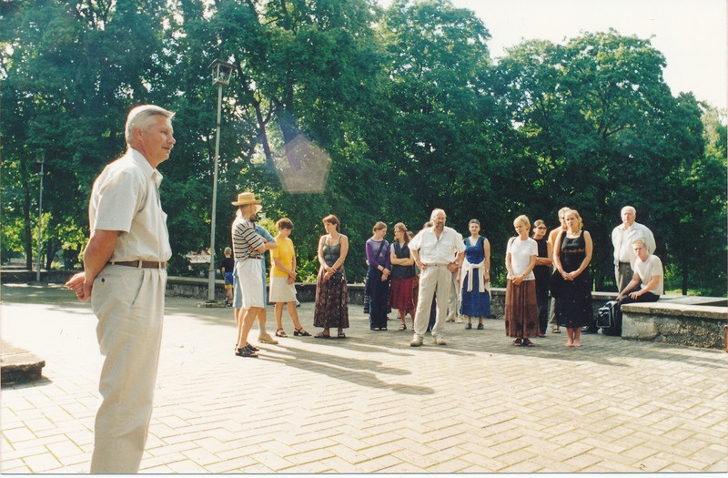 Skulptuurinäitus Rakvere linnaruumis