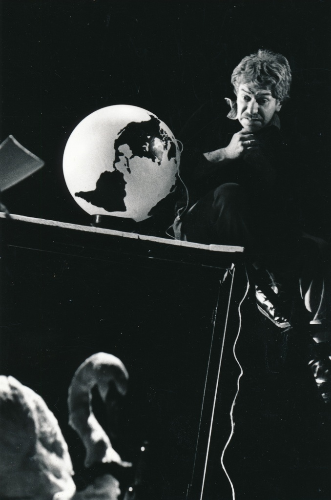 Rakvere Teater, J. D. Hartog, Baldahiinvoodi