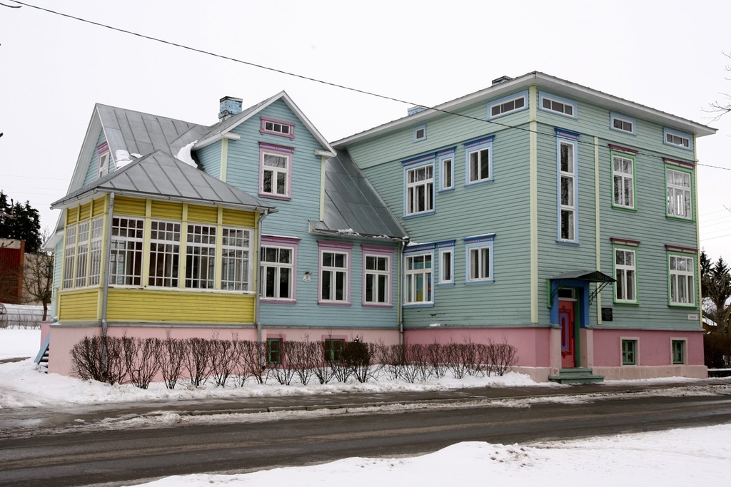 Rakvere, Kastani 17