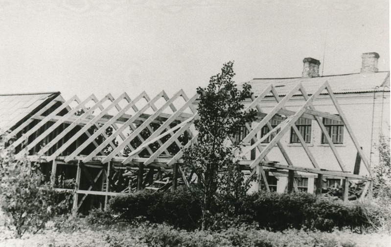 Annikvere 8-kl koolile puukuuri ehitamine