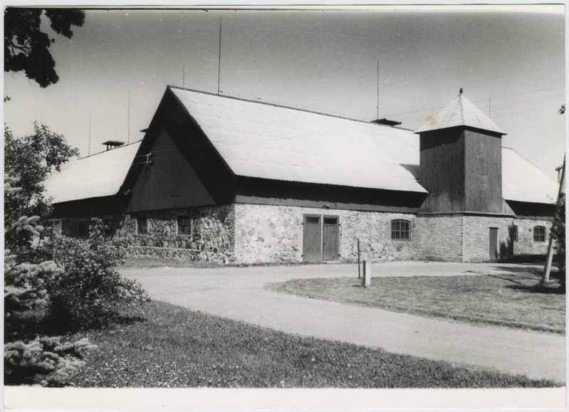 Piistaoja karjalaut - välisvaade.