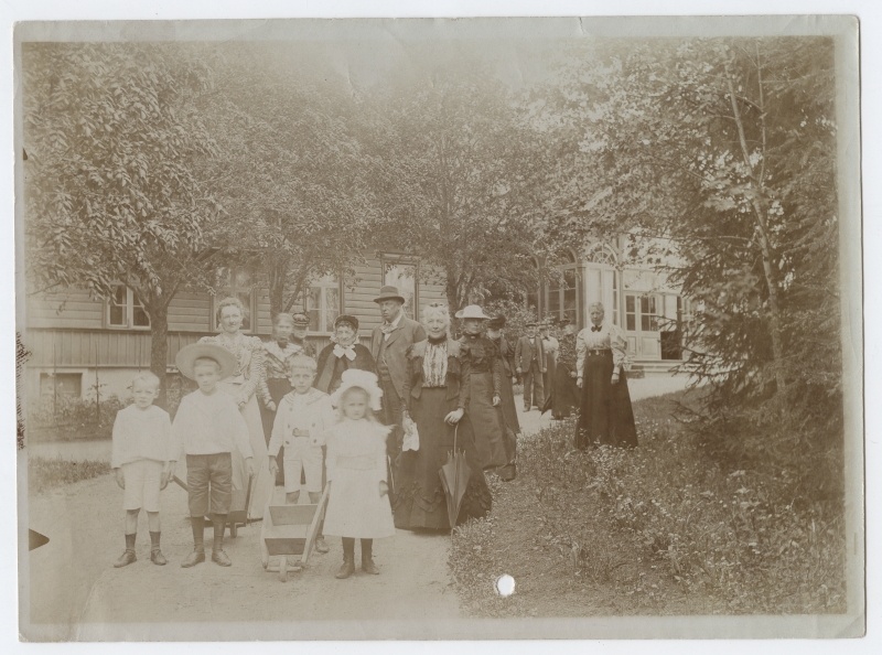 Lümandu mõisa rahvas.