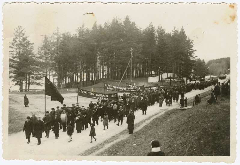 Töötajate rongkäik Elvas 8. nov 1940.a.