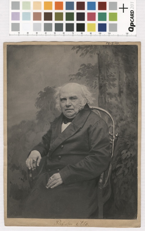 Portree: Otto, Karl Eduard (1795-1869). Sündis 14.08.1795. a Dresdenis. 1814. a astus Leipzigi ülikooli õigusteaduskonda. Peale juriidiliste teaduste kuulas loenguid filosoofiast, filoloogiast, matemaatika ja füüsika alalt. Täiendas oma teadmisi Göttingen