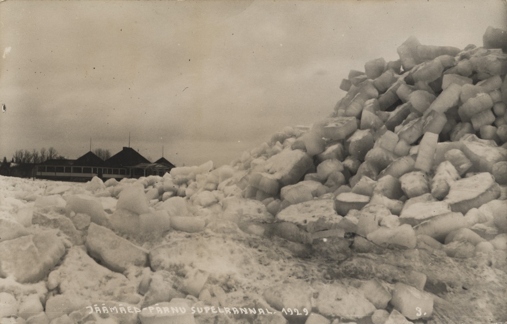 Icebergs on the coast of Pärnu 1929