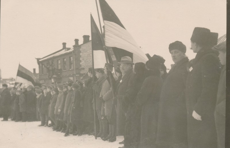 Eesti Vabariiga aastapäeva paraad Rakvere Turuplatsil