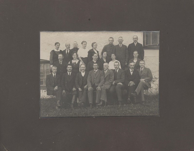 Väike-Maarja Laenu-Hoiuühisuse juhatus