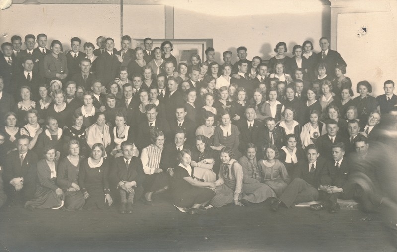 Grupipilt, Kunda rahvaülikoolis