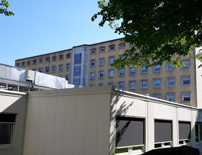 Silmakliinik, fassaadivaade. Arhitektid Kalju Luts, Hansi Aru, EP rephoto