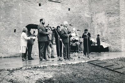 Rakvere linnus, avamine peale restaureerimist  similar photo