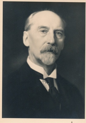 Jaan Tõnisson  duplicate photo