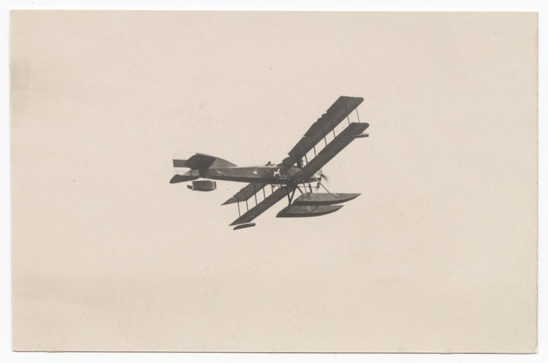 Vesilennuk Short 184 nr 25 õhus