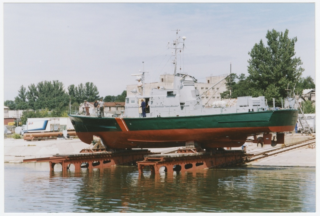 Piirivalvelaev PVL-100 Tallinnas Piirivalvesadamas slipil