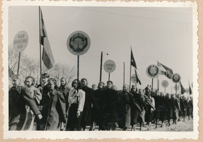 Rakvere Pedagoogiline Kool 1. mai  demostratsioonil Rakveres