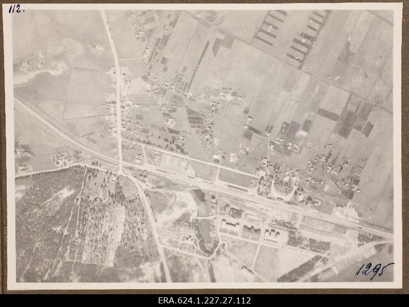 View from air to settlement; photo 1. Number of photo positives in the air force auction