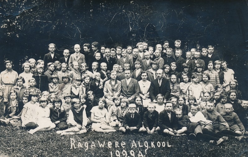 Rägavere algkooli õpilased