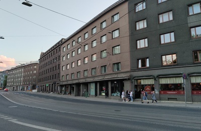Elu- ja ärihoone Pärnu mnt 32, vaade. Arhitekt Eugen Habermann rephoto