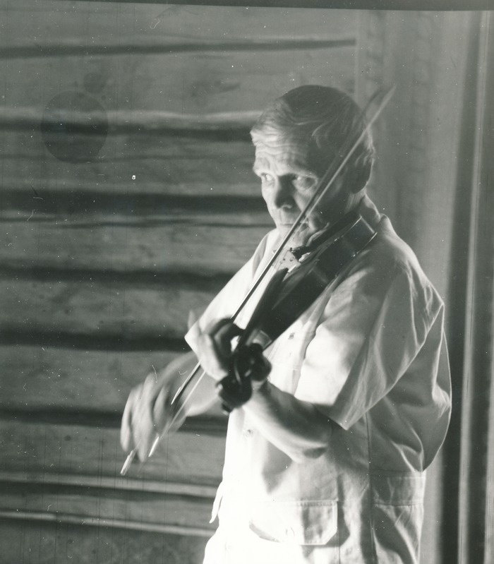 Villem Gross