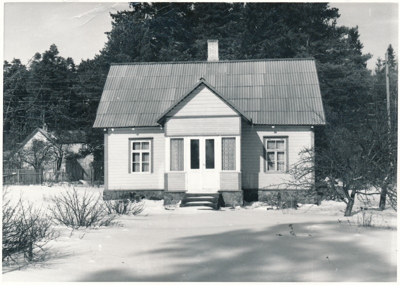 Käsmu, kirjanik E. Krusteni suvekodu