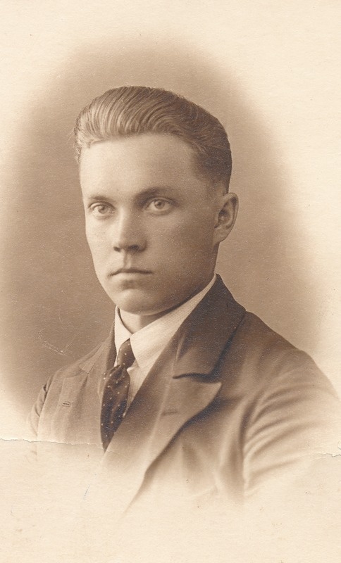 Artur Vahter