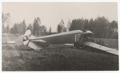 Lennuki Avro 504K nr 15 avarii  duplicate photo