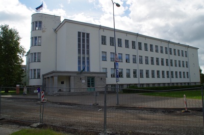 Rakvere gümnaasium. Arhitekt Alar Kotli rephoto
