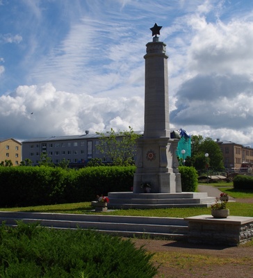 Suures Isamaasõjas langenute mälestusmärk / monument Rakveres. Arhitekt Alar Kotli rephoto